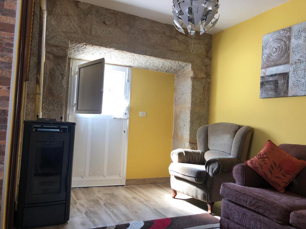 Precioso Apartamento Fina La Caprichosa En Centro De Mondariz Exterior foto